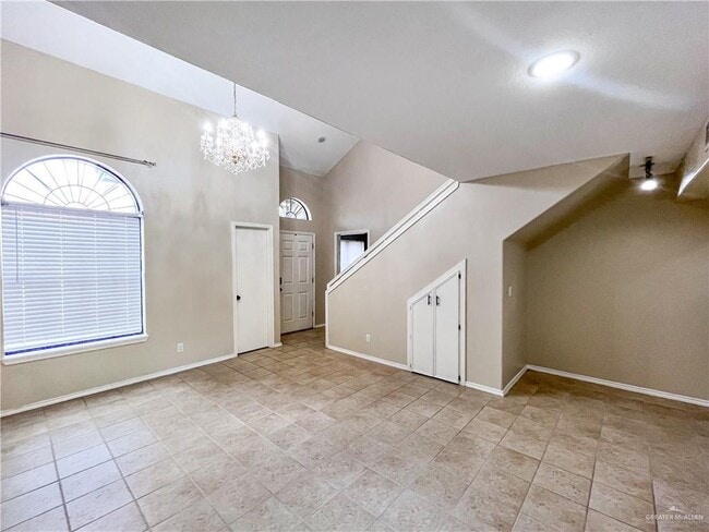 Building Photo - 21 S Casa Linda St