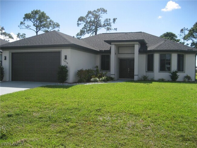 Building Photo - 1414 SW 16th Terrace