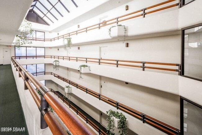 Foto del edificio - 3023 S Atlantic Ave