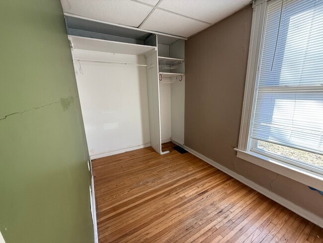 Building Photo - 417 E Orange St