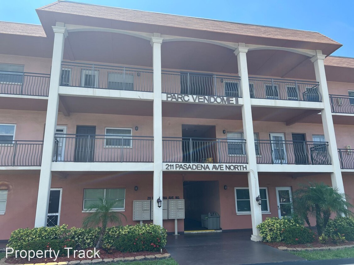 Primary Photo - 2 br, 2 bath House - #306 211 Pasadena Ave...