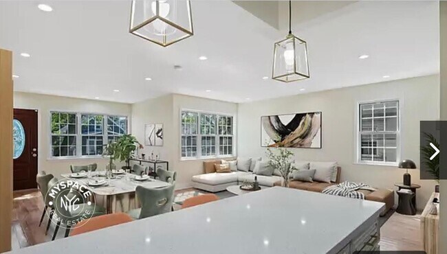 Foto del edificio - 114-32 168th St