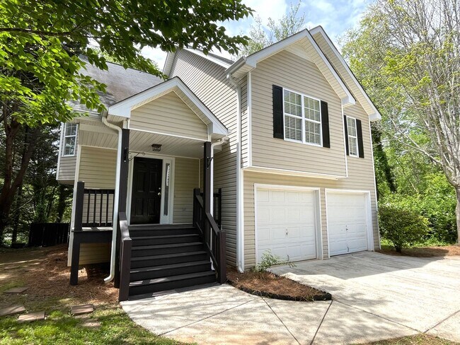 Building Photo - Renovated 3br House in East Athens