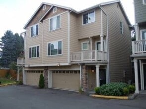Building Photo - 229 Dorn Ave