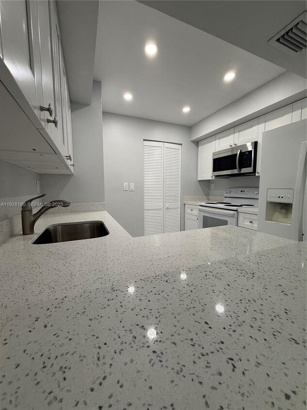 Foto principal - 11790 SW 18th St