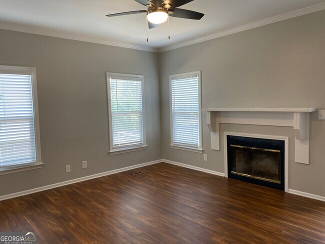Foto del edificio - 312-2-312 E 7th St SW