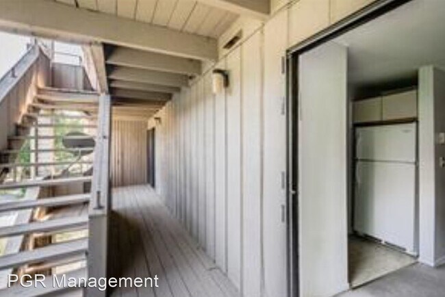 Foto del edificio - 1 br, 1 bath House - 135 Burgundy Hill Lane