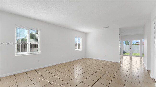 Foto del edificio - 4208 SW 136th Pl