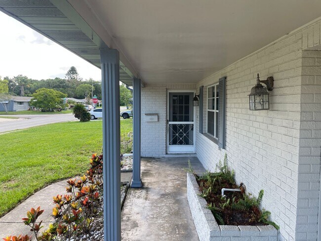 Foto del edificio - 2/1.5/1 New Port Richey