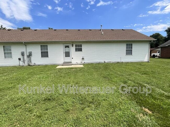 Building Photo - 506 Draco Dr