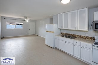 Building Photo - 1365 Kuahaka St