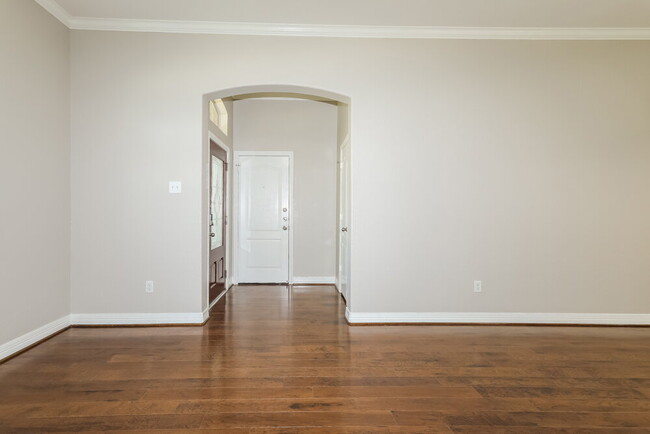 Building Photo - 6815 Durango Creek Dr