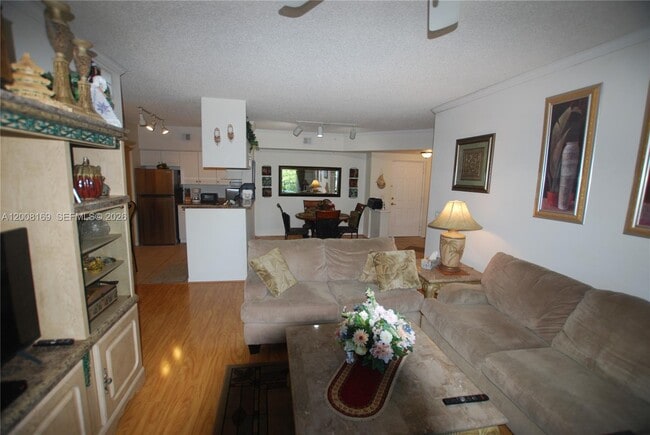 Building Photo - 1310 Tuscany Way