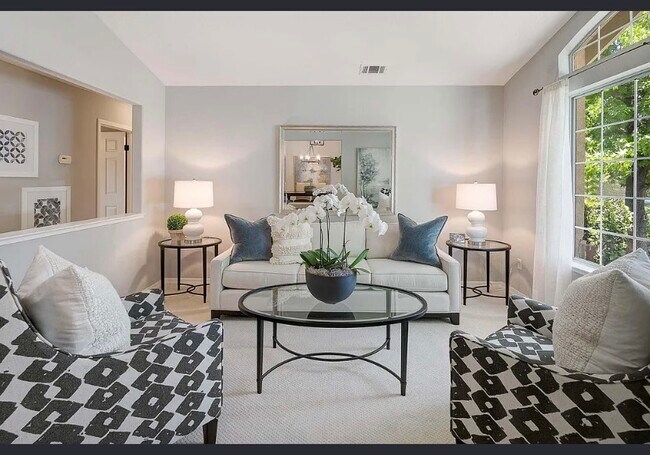 Building Photo - 2019 Scally Ct