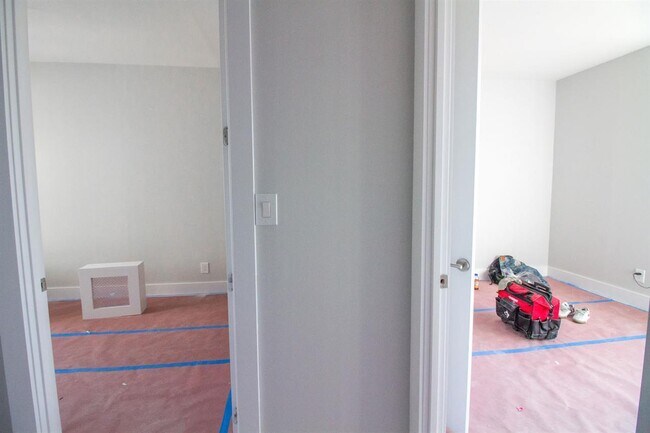 Foto del edificio - 680 Monroe St