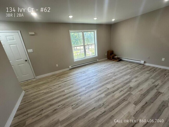 Foto del edificio - 134 Ivy Ct