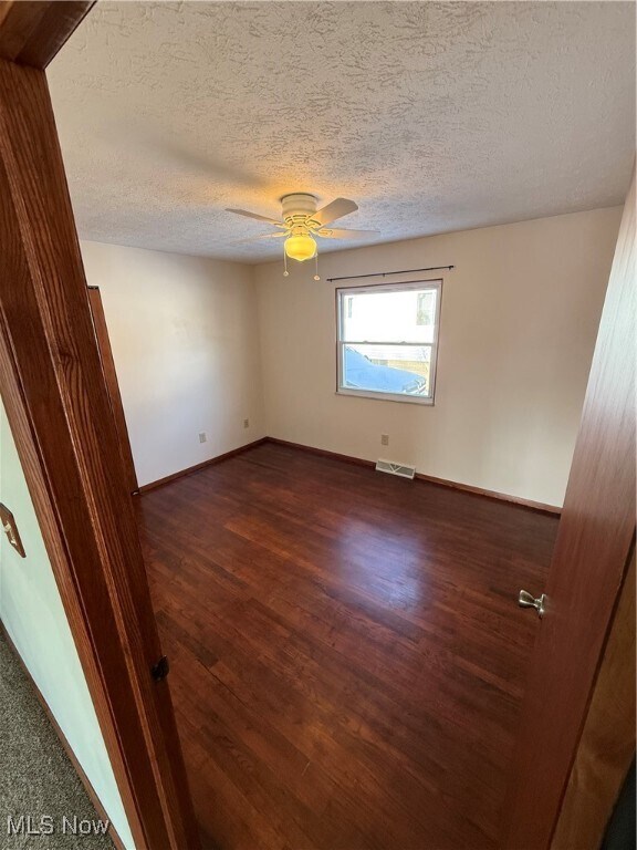 Building Photo - 1378 Cayuga Ave