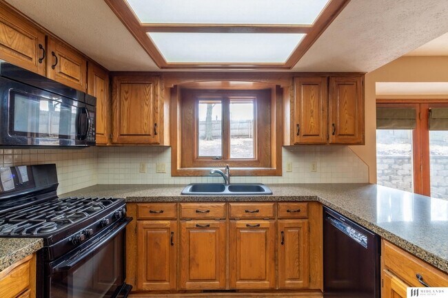 Building Photo - 11773 Amos Gates Dr