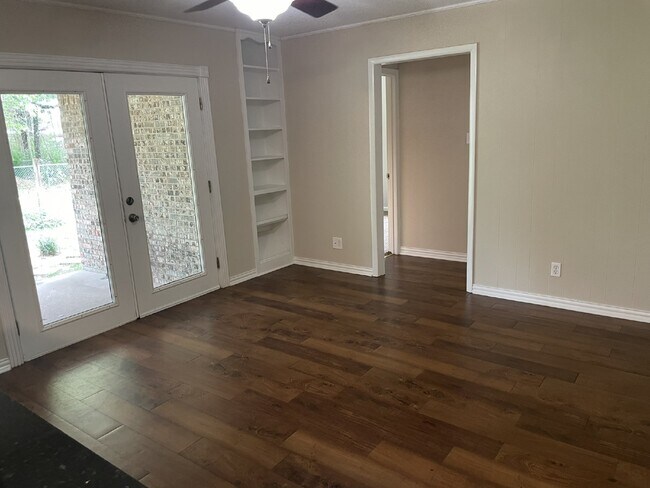 Foto del edificio - Lovely 3 bedroom home in established, quie...