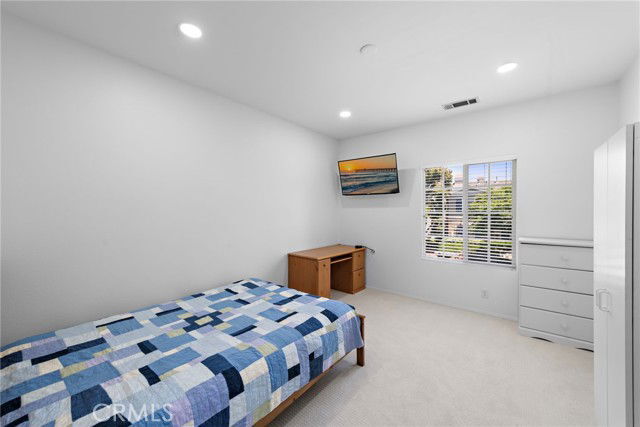 Foto del edificio - 15 Strawflower St