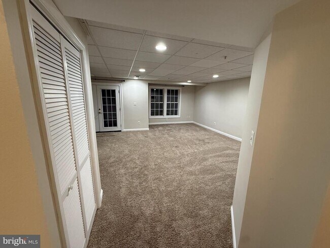 Foto del edificio - 10526 Abingdon Way
