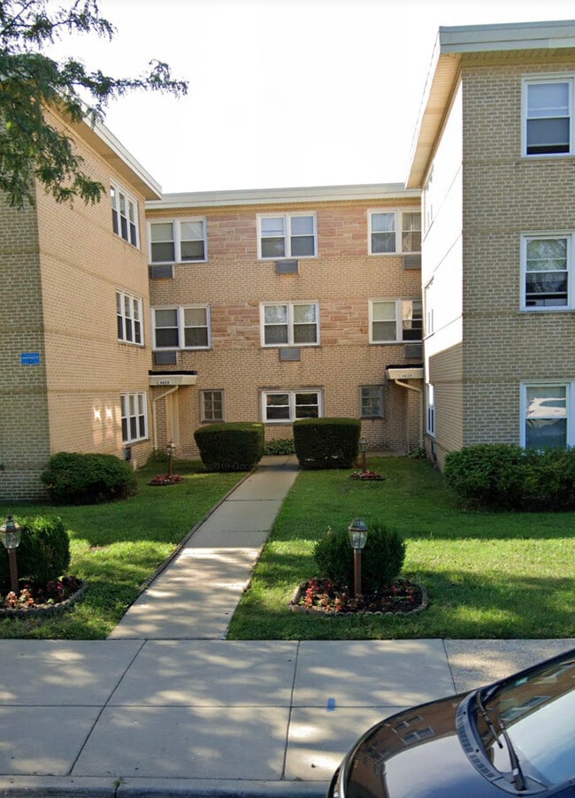 Building Photo - 4629 Main St