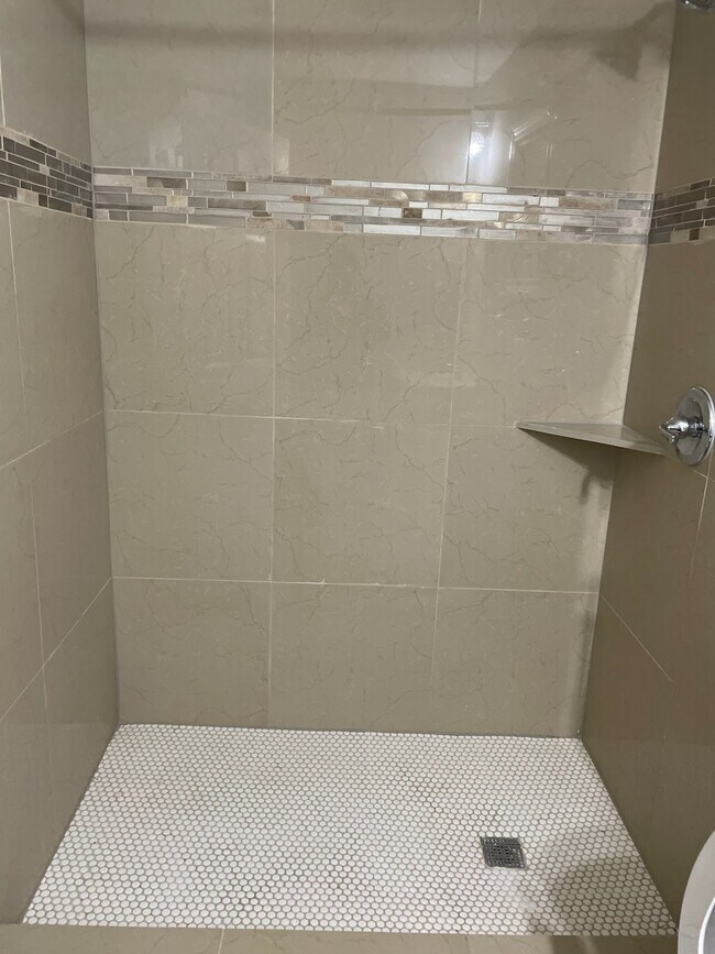 Foto del edificio - 10159 Barberry St