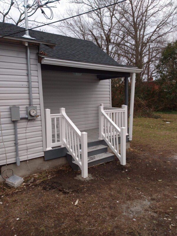 Foto del edificio - 552 Miller Pl