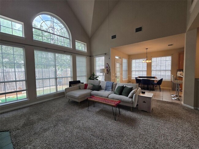 Foto del edificio - 10620 Chestnut Ridge Rd