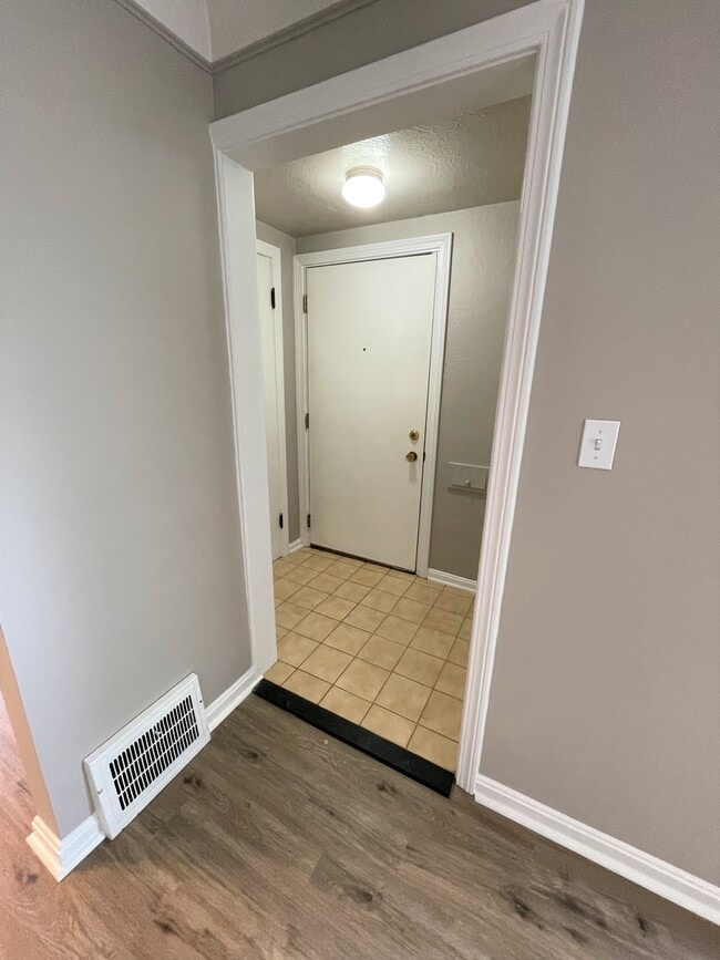 Front Entry - 1204 Irene Rd