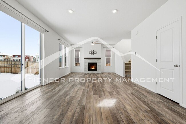 Foto del edificio - Gorgeous Home with Washer/Dryer and 2-Car Garage