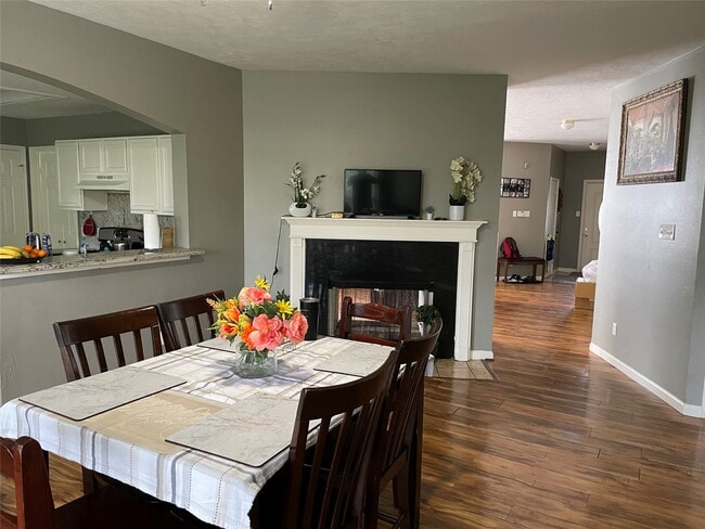 Building Photo - 4918 Sterling Crossing