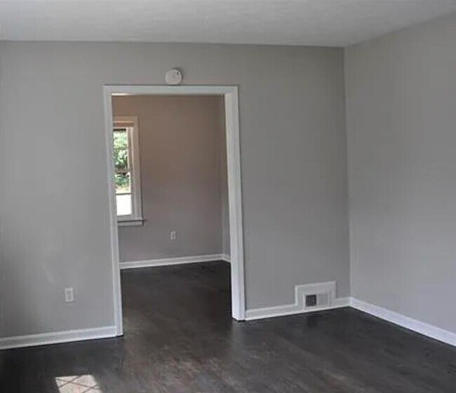 Foto del edificio - 2113 Seavey Dr