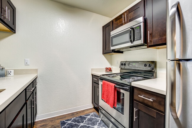 Building Photo - Serramonte Ridge