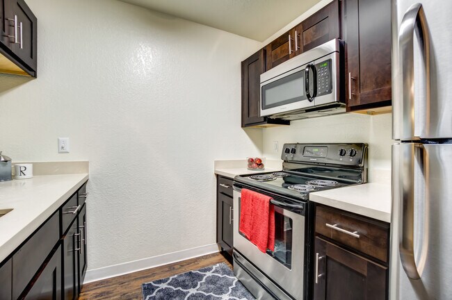 Building Photo - Serramonte Ridge