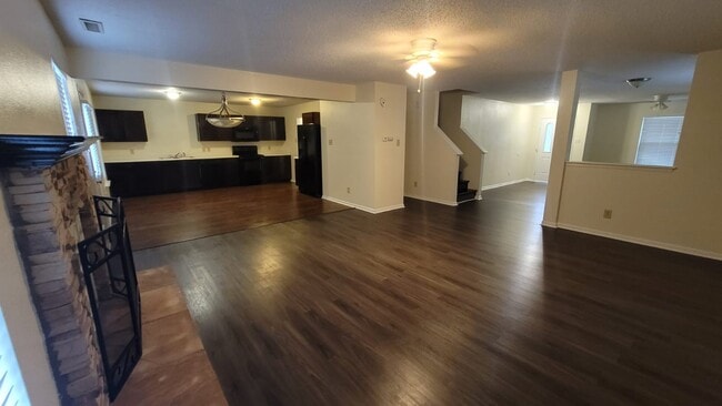 Segunda sala de estar - 10367 Waverly Dr