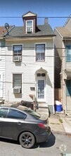 Building Photo - 125 S 9th St