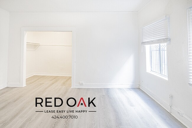 Foto del edificio - 822 S Park View St