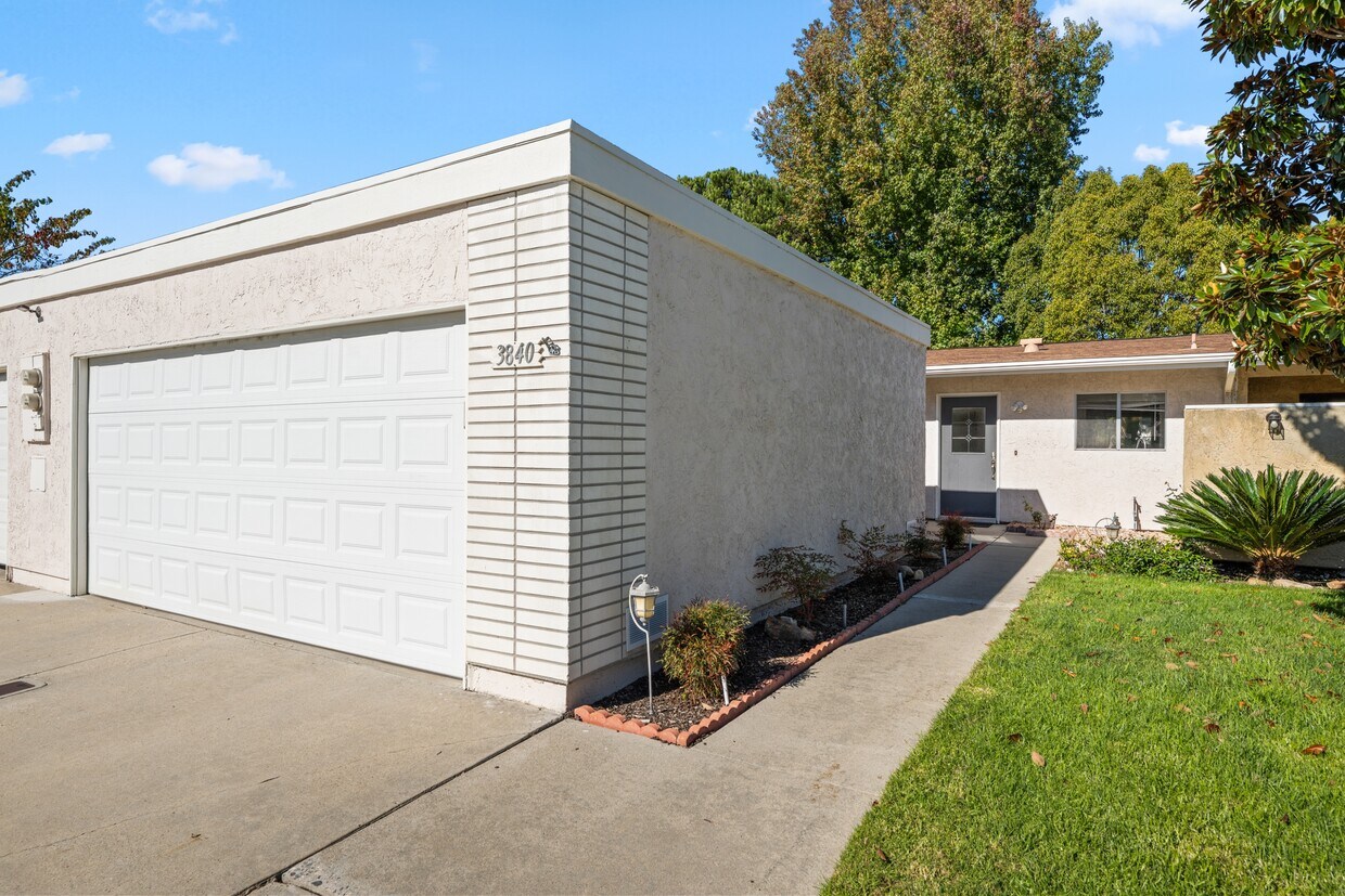 Foto principal - 3840 Cinnamon Way