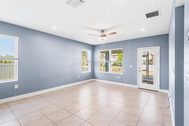 Foto del edificio - 1848 Oak Hammock Ct