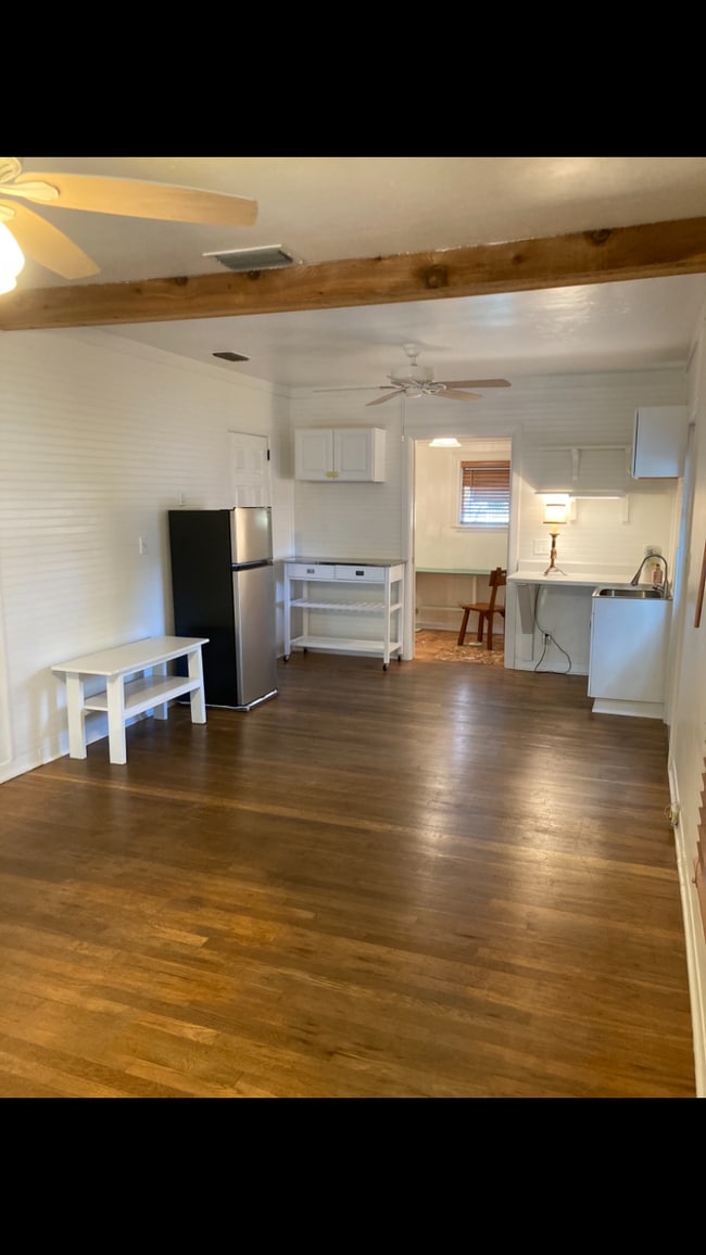 Photo - 736 High St House