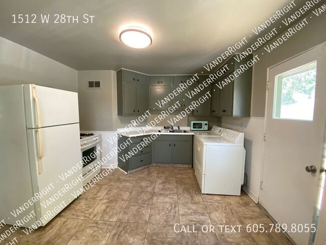 Foto del edificio - Cozy 2 Bedroom House!