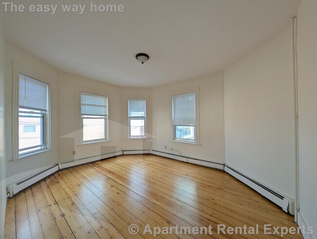 Foto del edificio - 61 Webster Ave