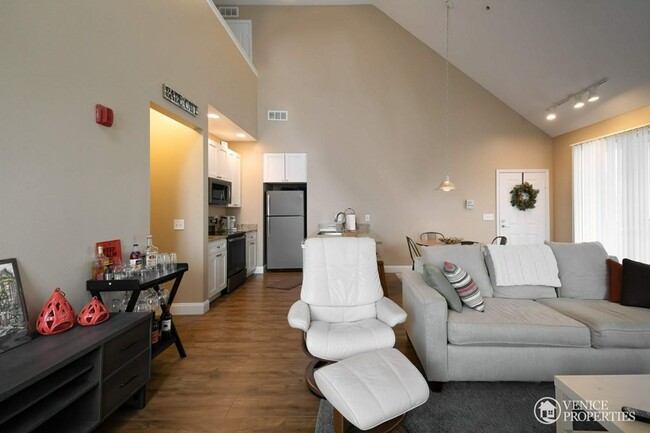 Foto del edificio - Three Bedroom with Garage near Grandview