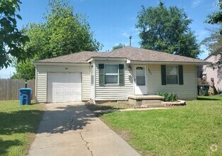 Building Photo - 721 Askew Dr