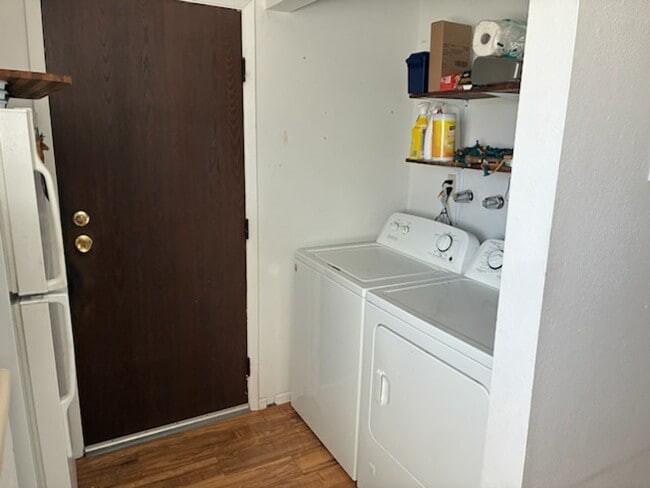 Foto del edificio - Remodeled 2 Bed 1 Bath Duplex in North Fort Collins!