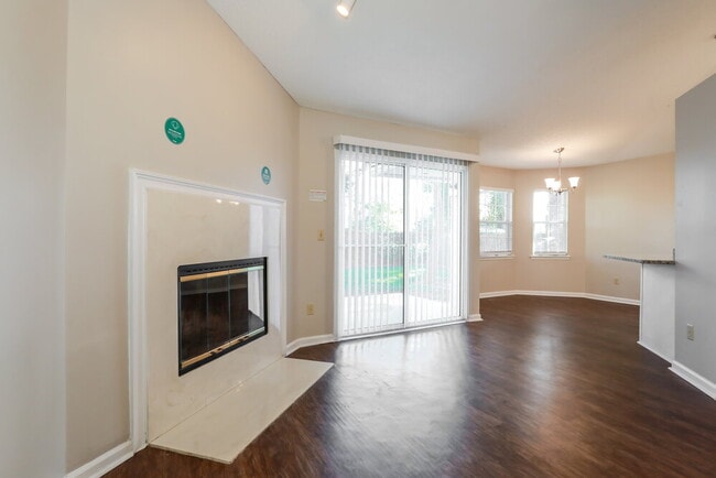 Building Photo - 449 Baybrook Dr