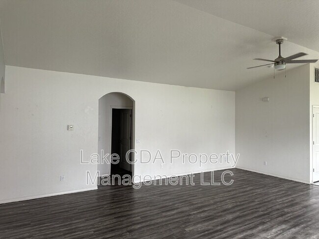 Foto del edificio - 4747 W Princetown Ln
