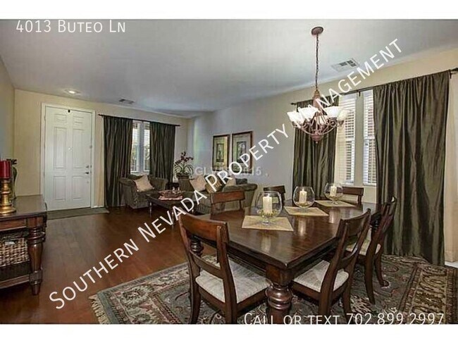 Building Photo - 4 Bed 3 Bath With Huge Loft