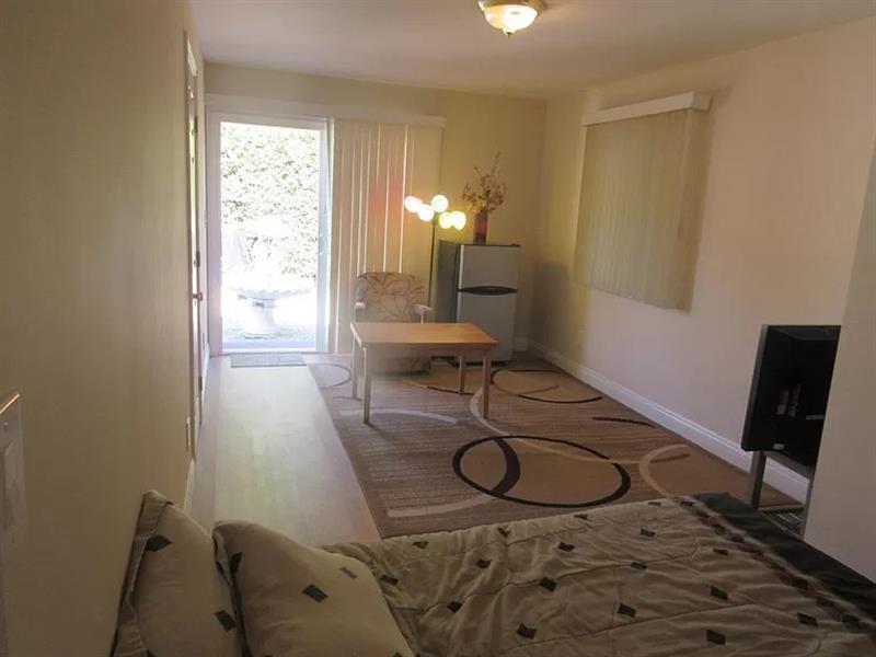 Primary Photo - Amiable Home